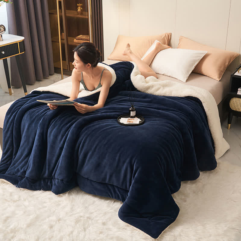 BowLift | Solid thick double-sided velvet cube blanket