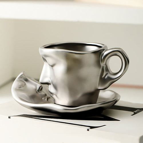 BowLift | KissMug – The fusion of art, love & coffee pleasure