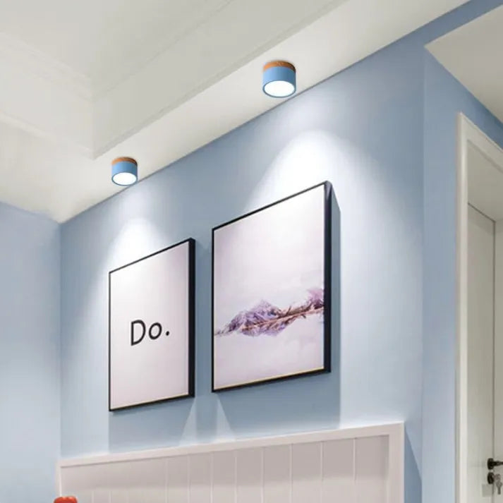 BowLift | Minimalist ceiling lamp with LED glow