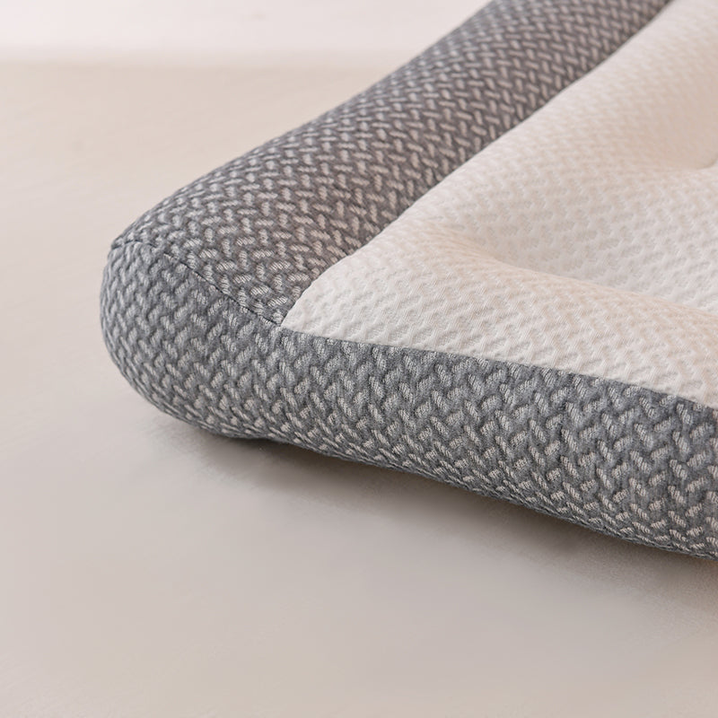 SilkiNest Luxury Pillow with Feather Silk Filling | Bowlift