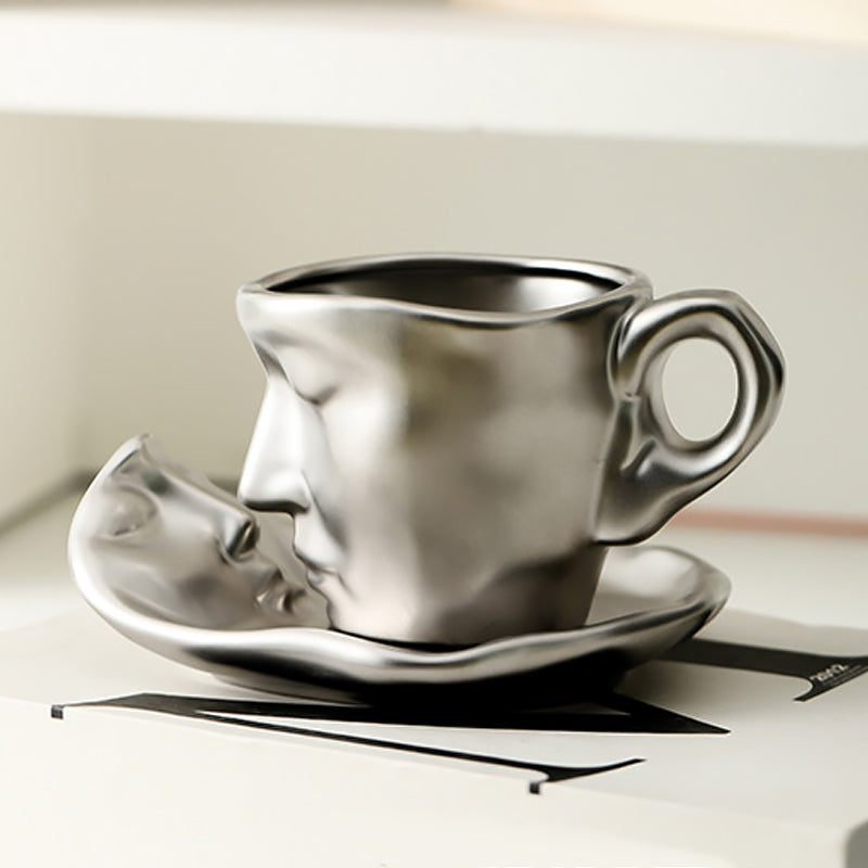 BowLift | KissMug – The fusion of art, love & coffee pleasure