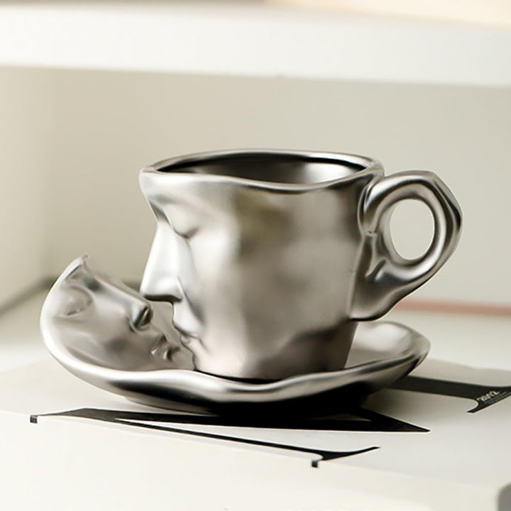 BowLift | KissMug – The fusion of art, love & coffee pleasure