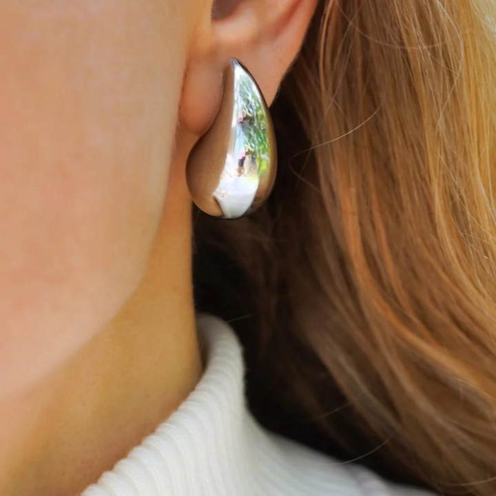 BowLift | Women's Elegant Gold Teardrop Earrings | Sleek Polished Design