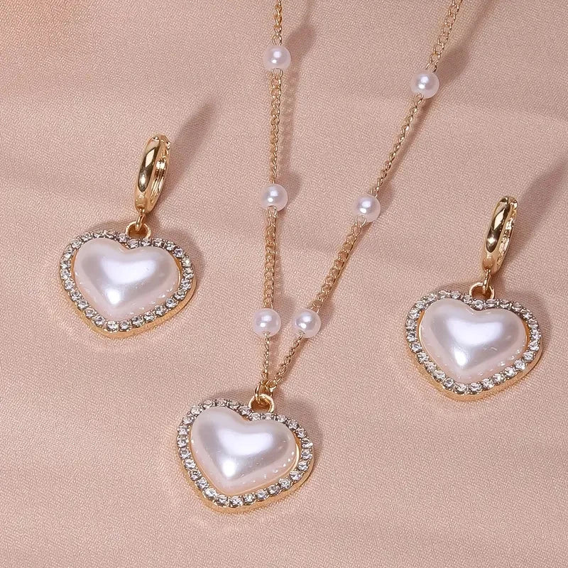 BowLift | Elegant Pearl Heart Necklace and Earrings Set