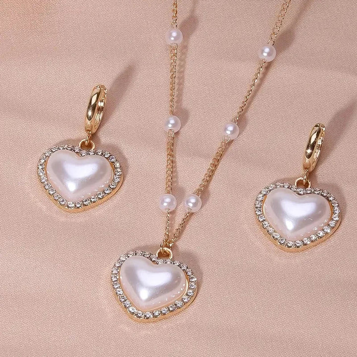 BowLift | Elegant Pearl Heart Necklace and Earrings Set