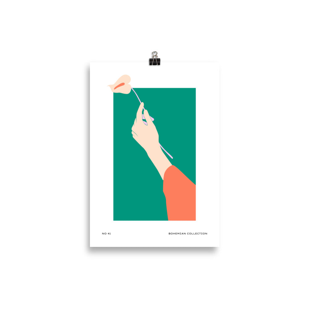 Flower in my hand | Bowlift