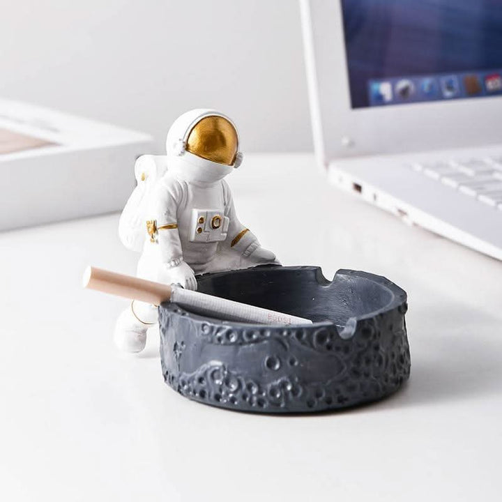 BowLift | EVOQUE – Stylish ceramic ashtray