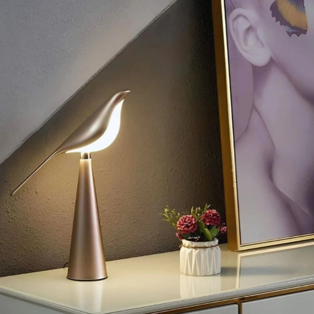 BowLift | Serene Magpie Light