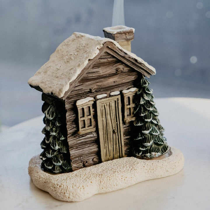 BowLift | Log Cabin Snowy Winter Incense Cone Burner