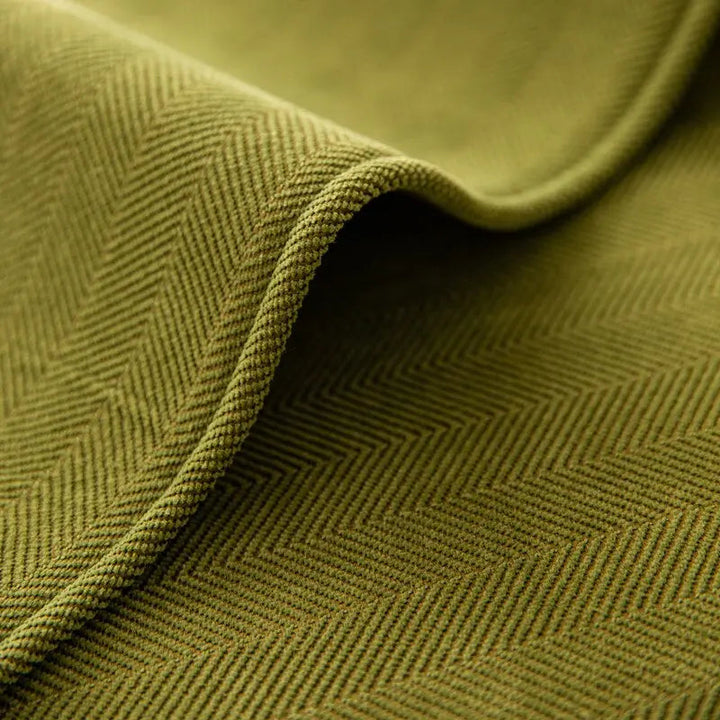 BowLift | GripLuxx — Transform your sofa into the ultimate feel-good place without annoying slipping!