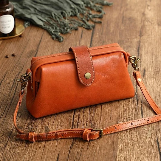 BowLift | Genuine Leather Retro Handmade Bag