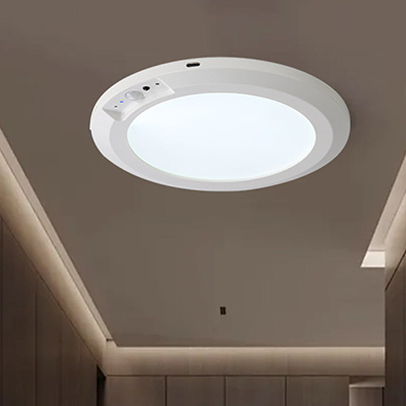 LumiGuard — Instant light security that transforms your darkness into safety | Bowlift