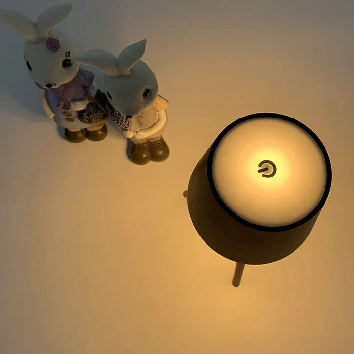 BowLift | Nordic tripod table lamp - Stylish wireless LED night light