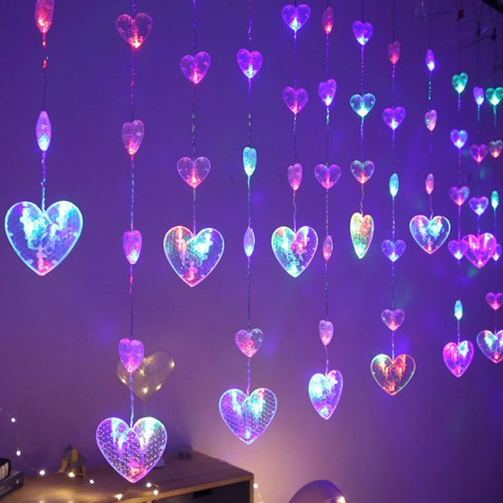 BowLift | Fairy light string with heart-shaped design
