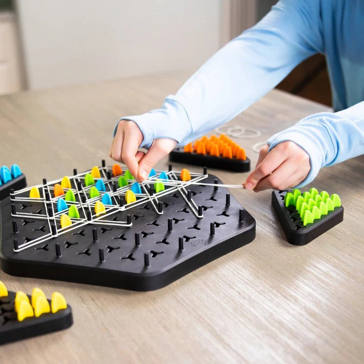 BowLift | TriadChess™ - Triangle Chess Game