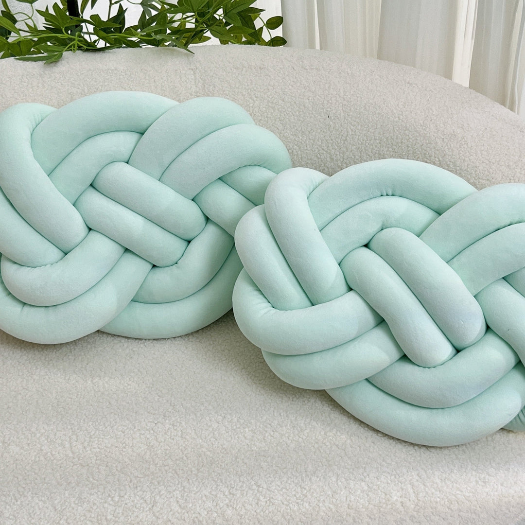 BowLift | Luxury Decorative Pillow Set for Home