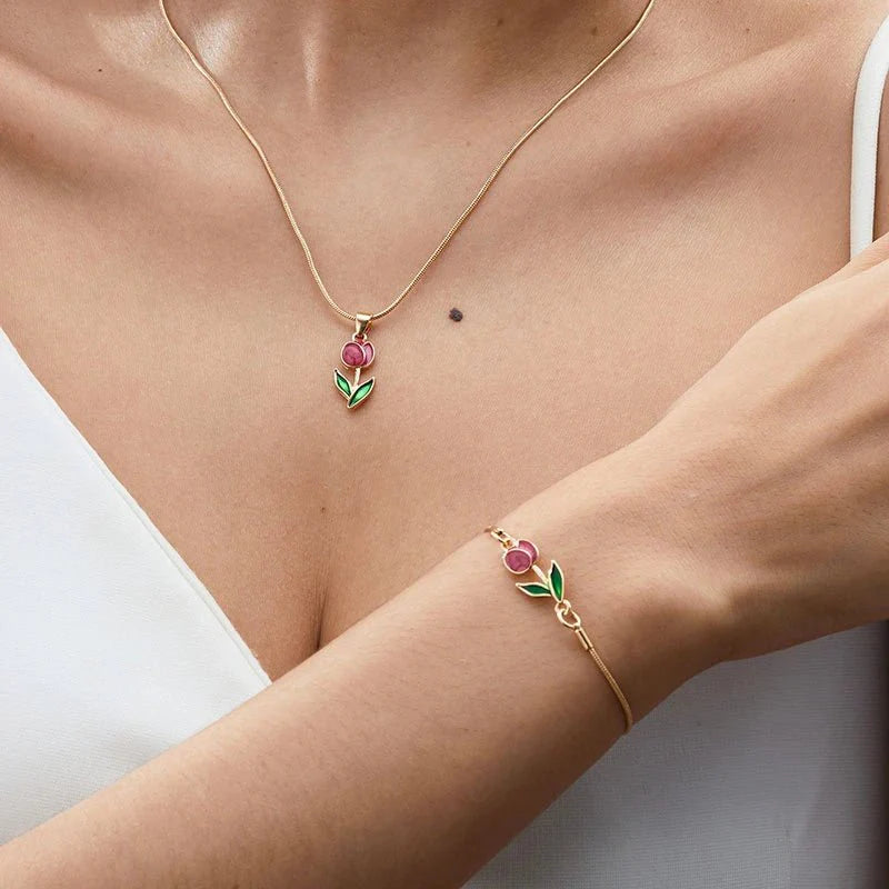 BowLift | Feminine Floral Tulip Bracelet and Necklace Set