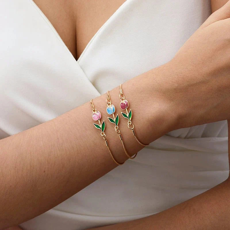 BowLift | Feminine Floral Tulip Bracelet and Necklace Set