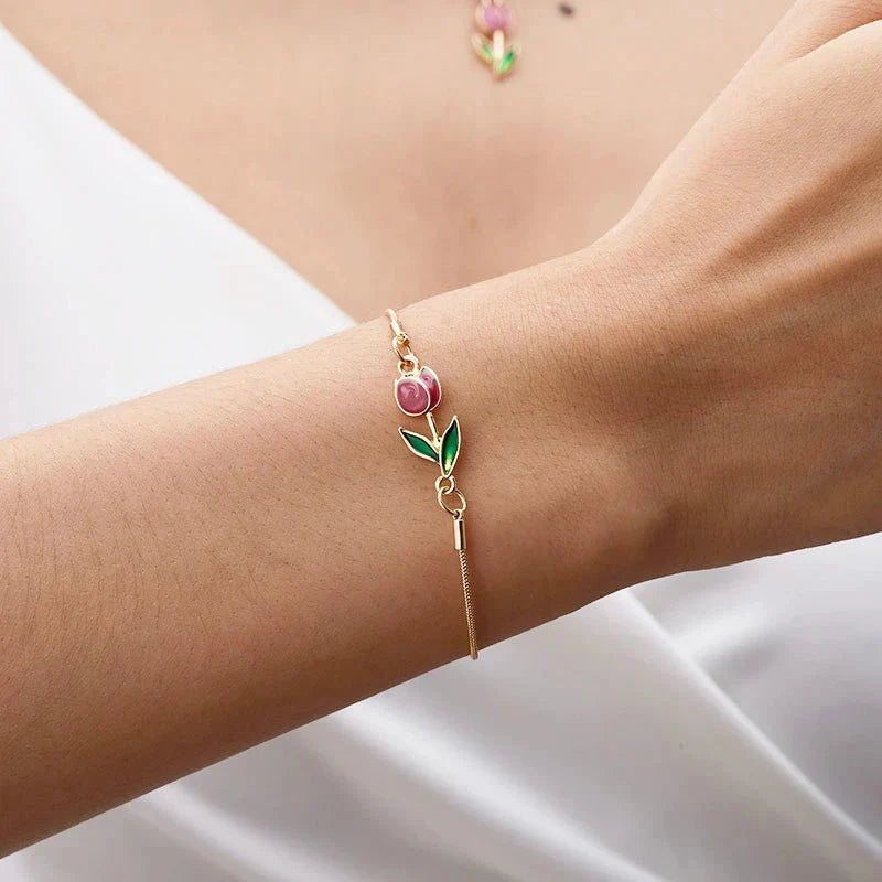 BowLift | Feminine Floral Tulip Bracelet and Necklace Set