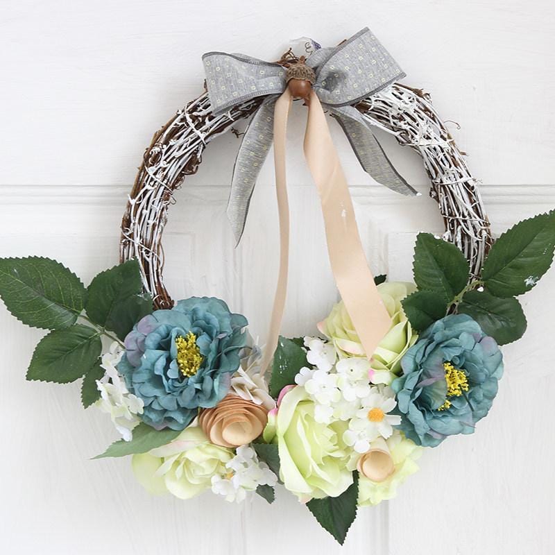 BowLift | Christmas Wreath Rustic Pine Cone Door Decoration