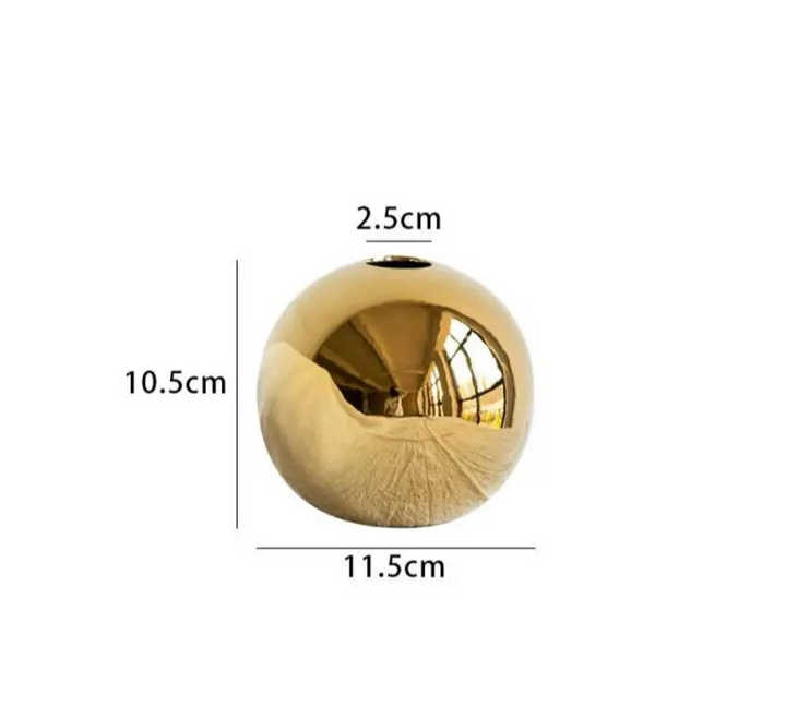 BowLift | Golden Ball Vase