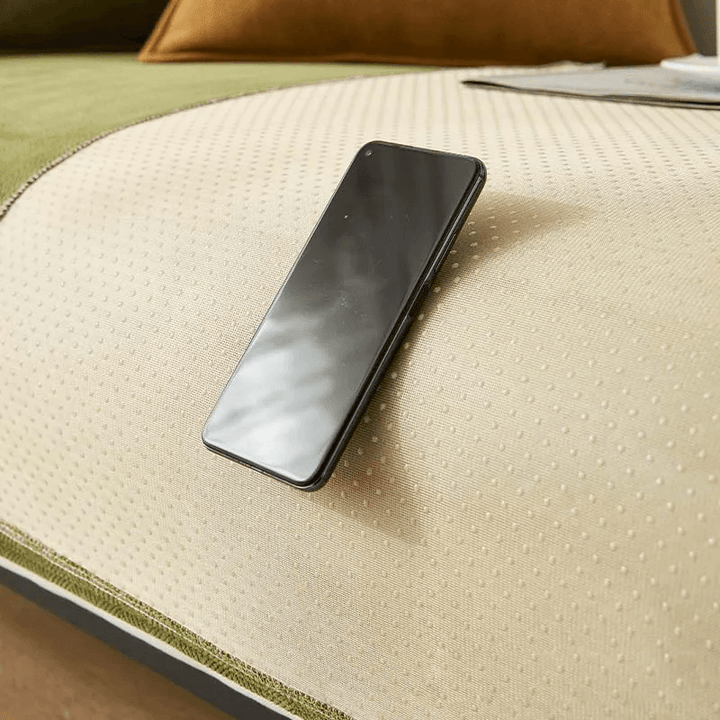 BowLift | Comfortable Non-slip Cover for Your Sofa - SnugMat