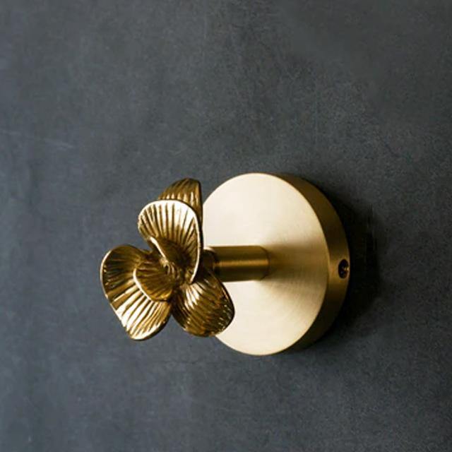 BowLift | Gold Brass Wall Hooks – Handmade Animal Designs for Stylish Wall Decoration
