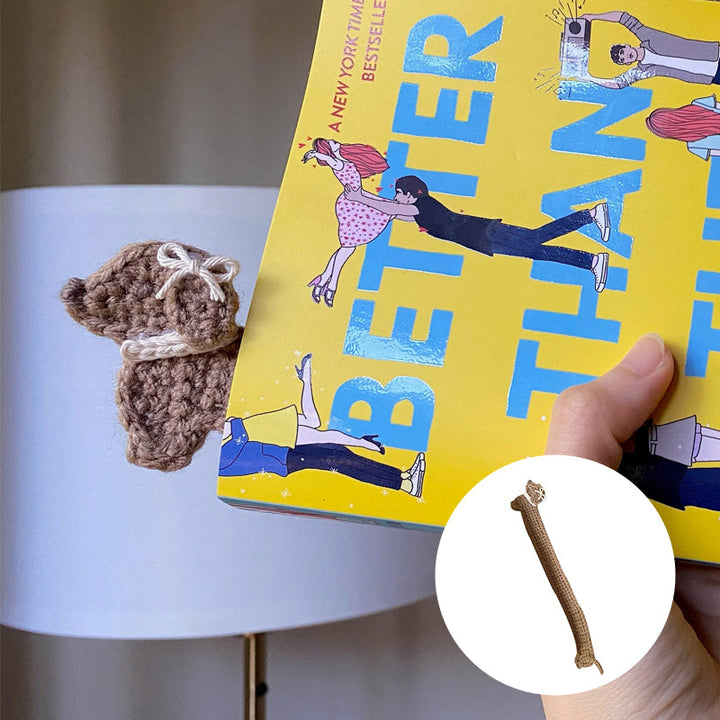 BowLift | Crochet Dachshund Bookmark