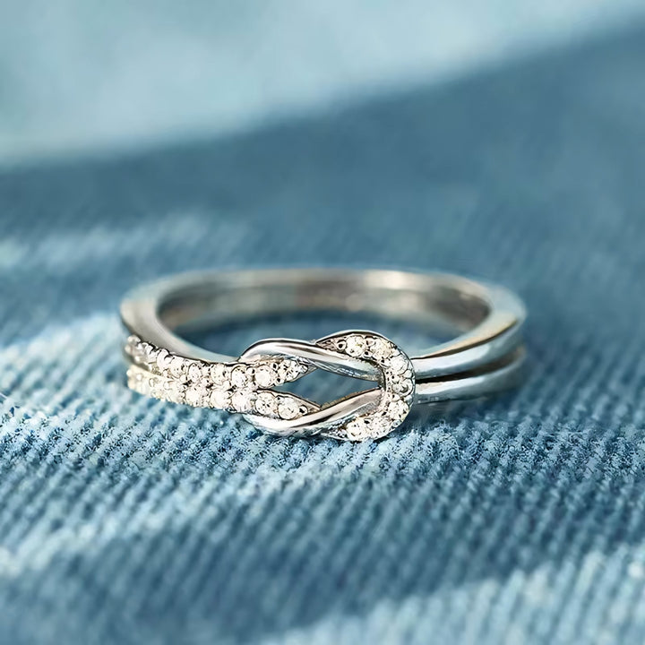 BowLift | Forever Connected Knot Ring