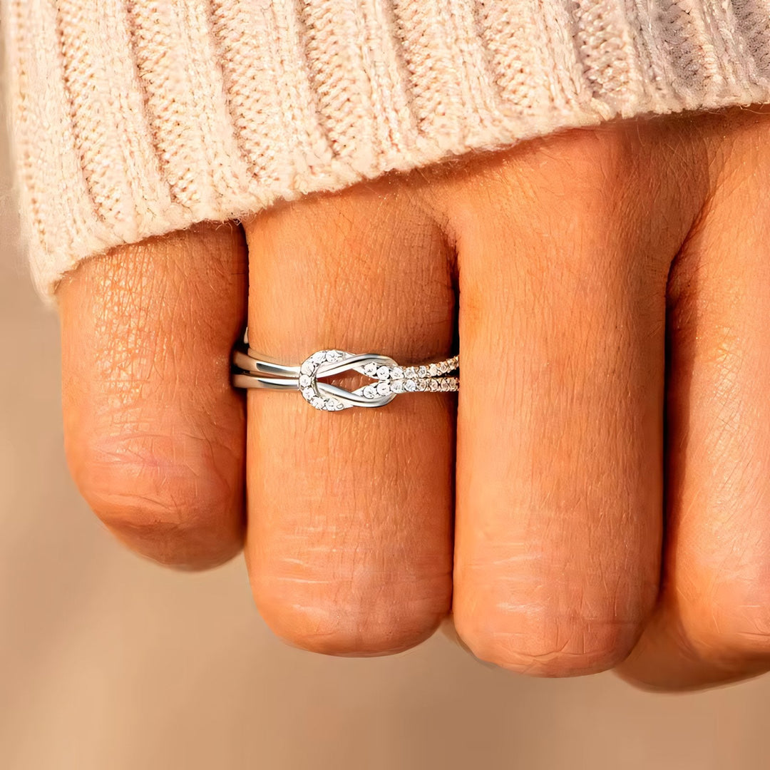 BowLift | Forever Connected Knot Ring