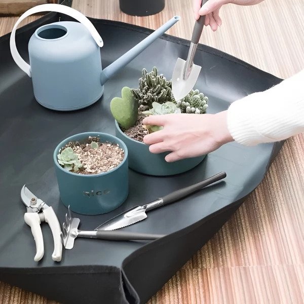 BowLift | GardenMat 2.0 – Waterproof Foldable Gardening Work Mat for Clean & Organized Planting