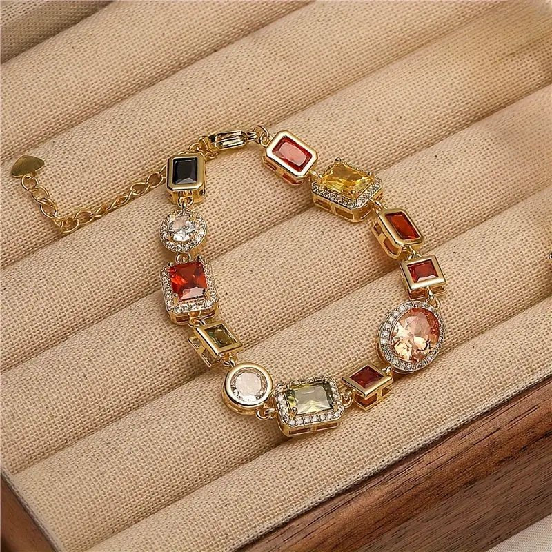 BowLift | Geometric Zircon Jewelry Set – Modern Gold-Plated Necklace & Earrings