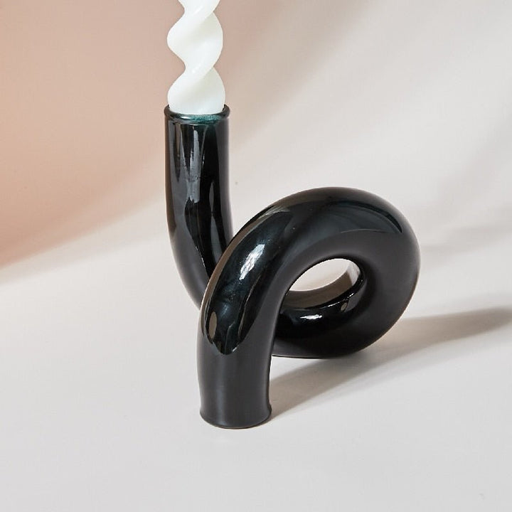 BowLift | Candle holder made of glass vase