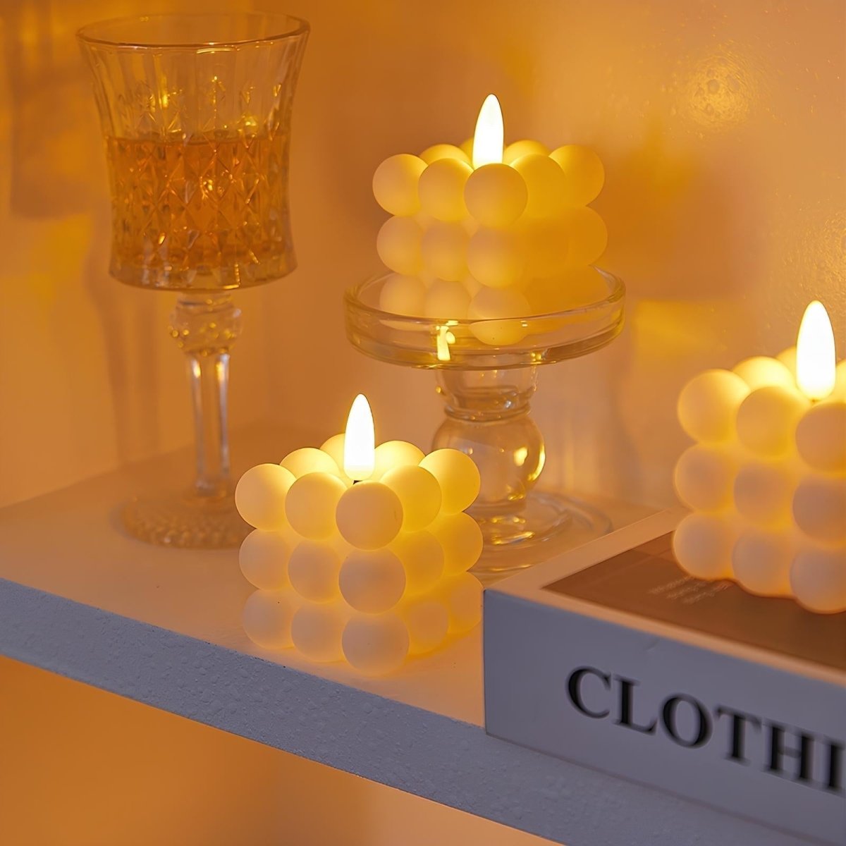 BowLift | GlowFlicker – LED Candles with Flickering Light Effect