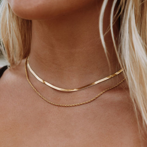 BowLift | Women’s Layered Necklace | Gold Herringbone Choker & Rope Chain | Waterproof