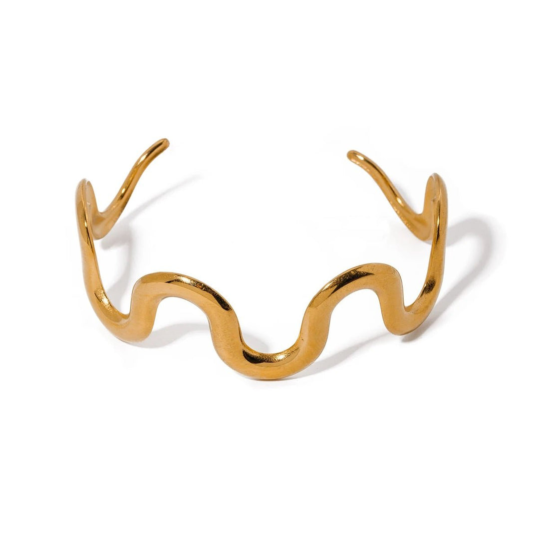 BowLift | Gold Wavy Statement Bracelet and Necklace