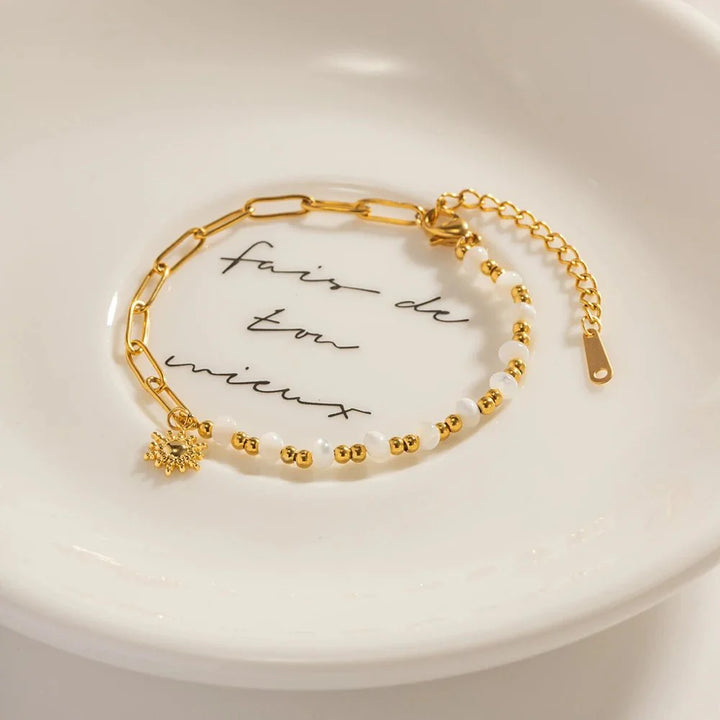 BowLift | Golden Paperclip Boho Sun Bracelet