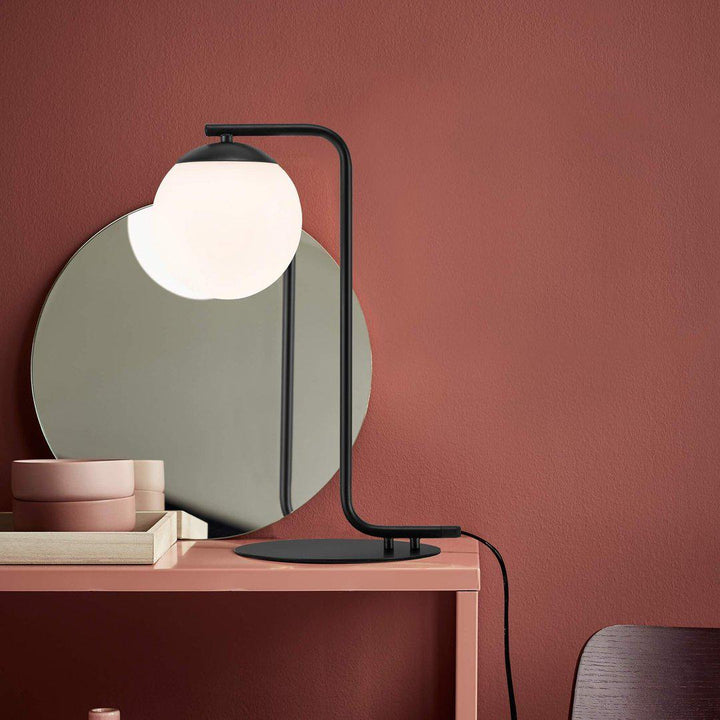 BowLift | Stylish Black Grant Prestige Table Lamp - Enhance your interior