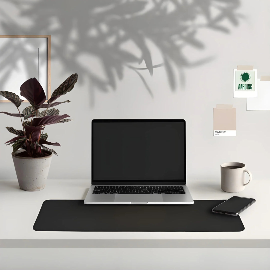 BowLift | Grounding mat made of carbon leather for electronic devices and health