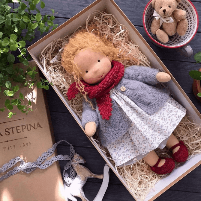 BowLift Poppi | Handcrafted Waldorf Cuddle Doll | Soft, Organic & Non-Toxic