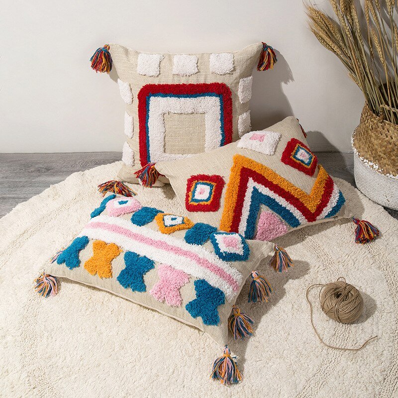 BowLift | Handmade Decorative Pillow in Moroccan Boho Style
