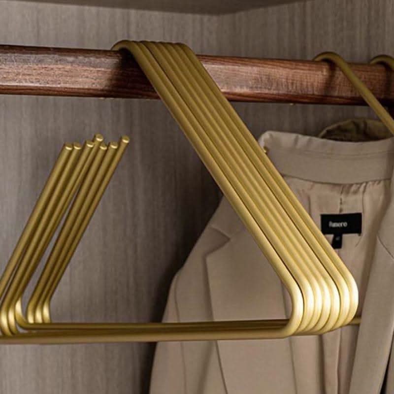BowLift | Viven - Durable Triangle Hanger