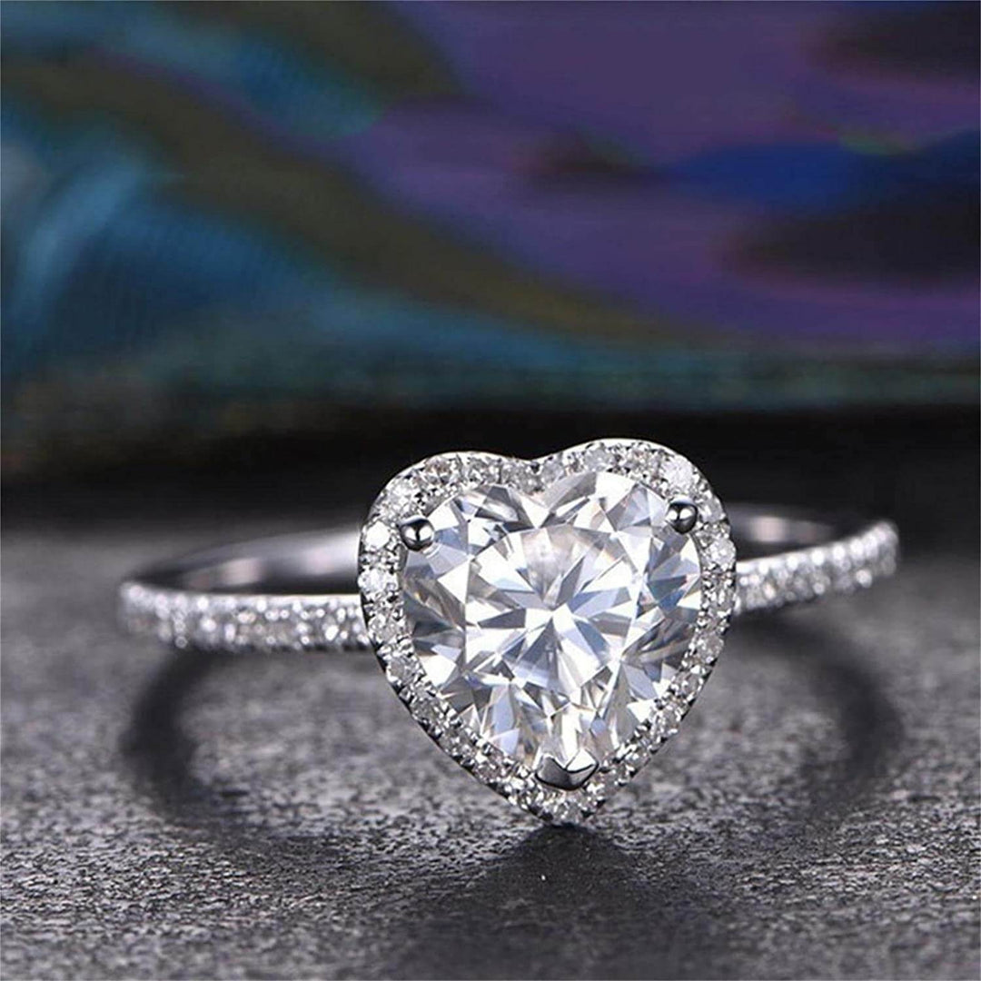 BowLift | Heart Zirconia Ring