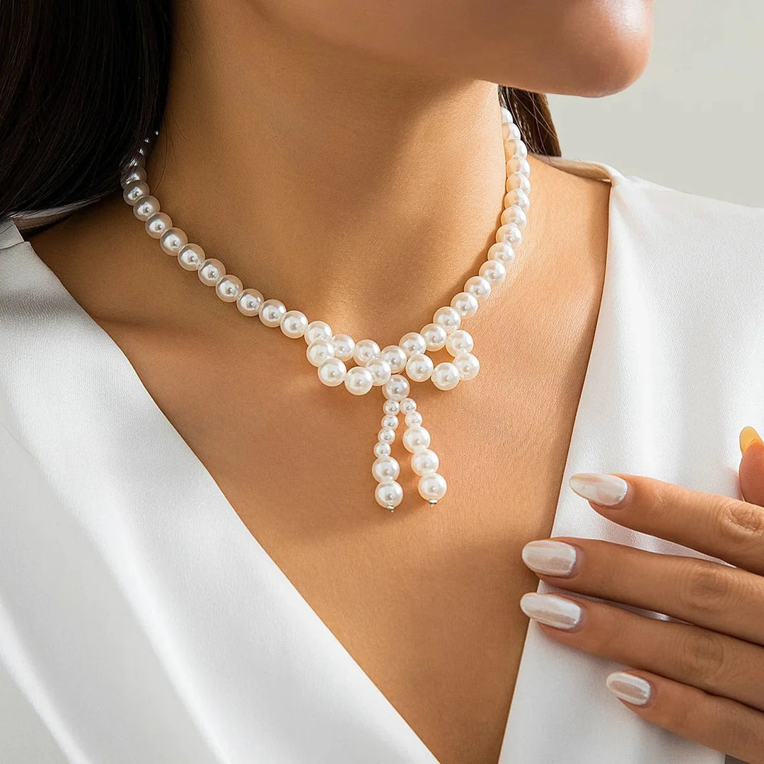 BowLift | Iconic Dainty Pearl Bow Necklace