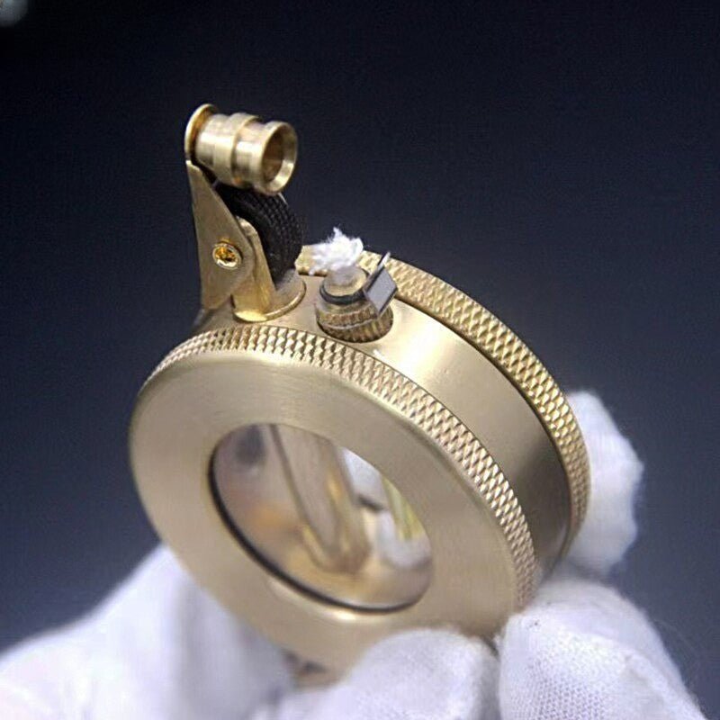 BowLift | IGNIVON – Retro Kerosene Lighter with Durable Metal Design