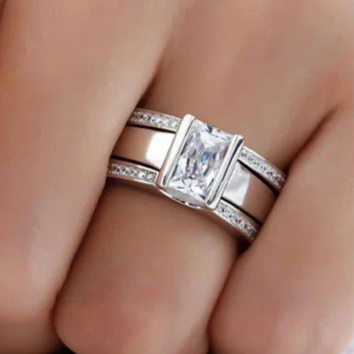Retro Glossy Silver Ring - Sienna for Timeless Elegance Bowlift