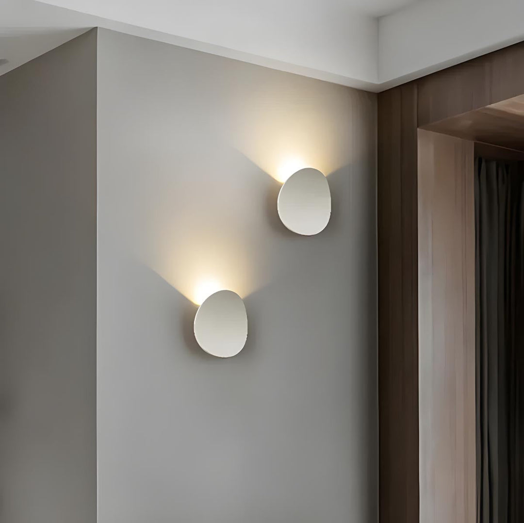 Elegant LED wall lamp – Stylish lighting for a warm atmosphere | Bowlift