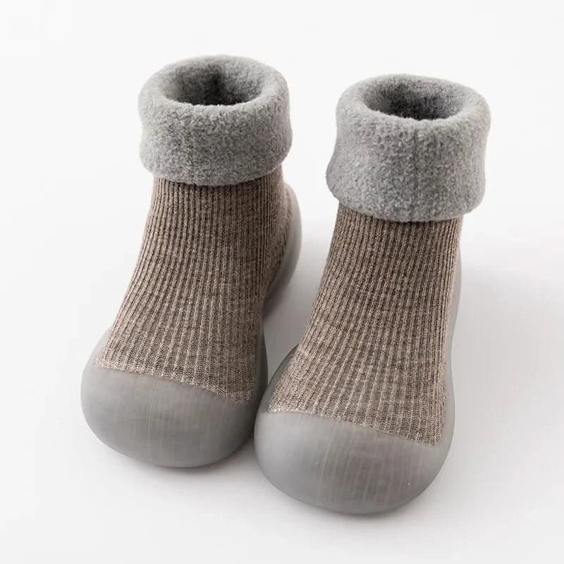 BowLift | Non-slip & warm for little explorers