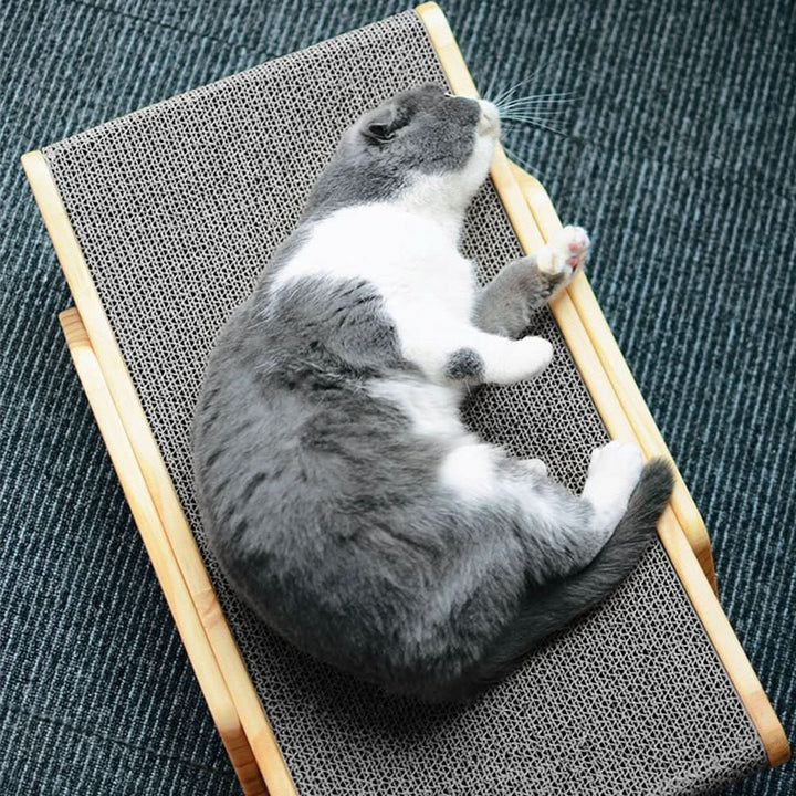 BowLift | SMATCH – Stylish scratching board for cats & furniture protection in designer look