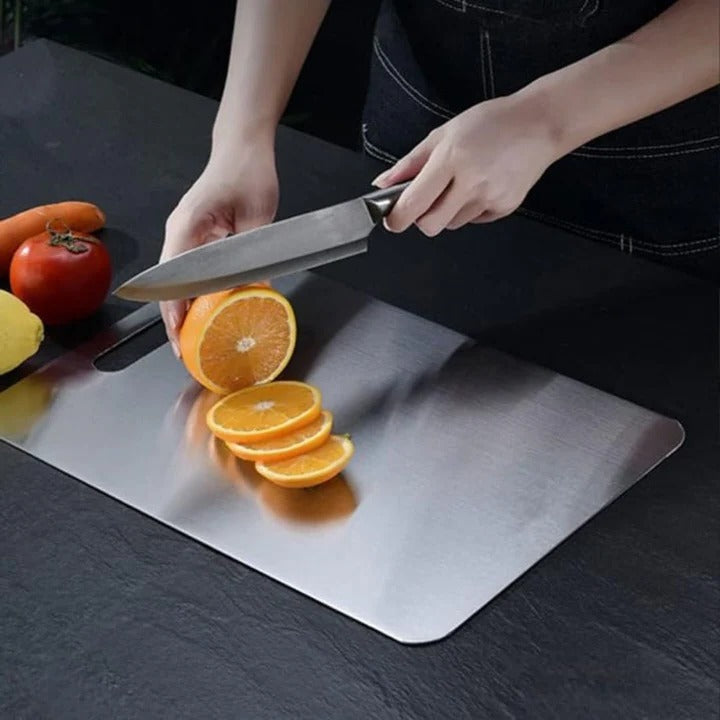 BowLift | Titanium Cutting Board